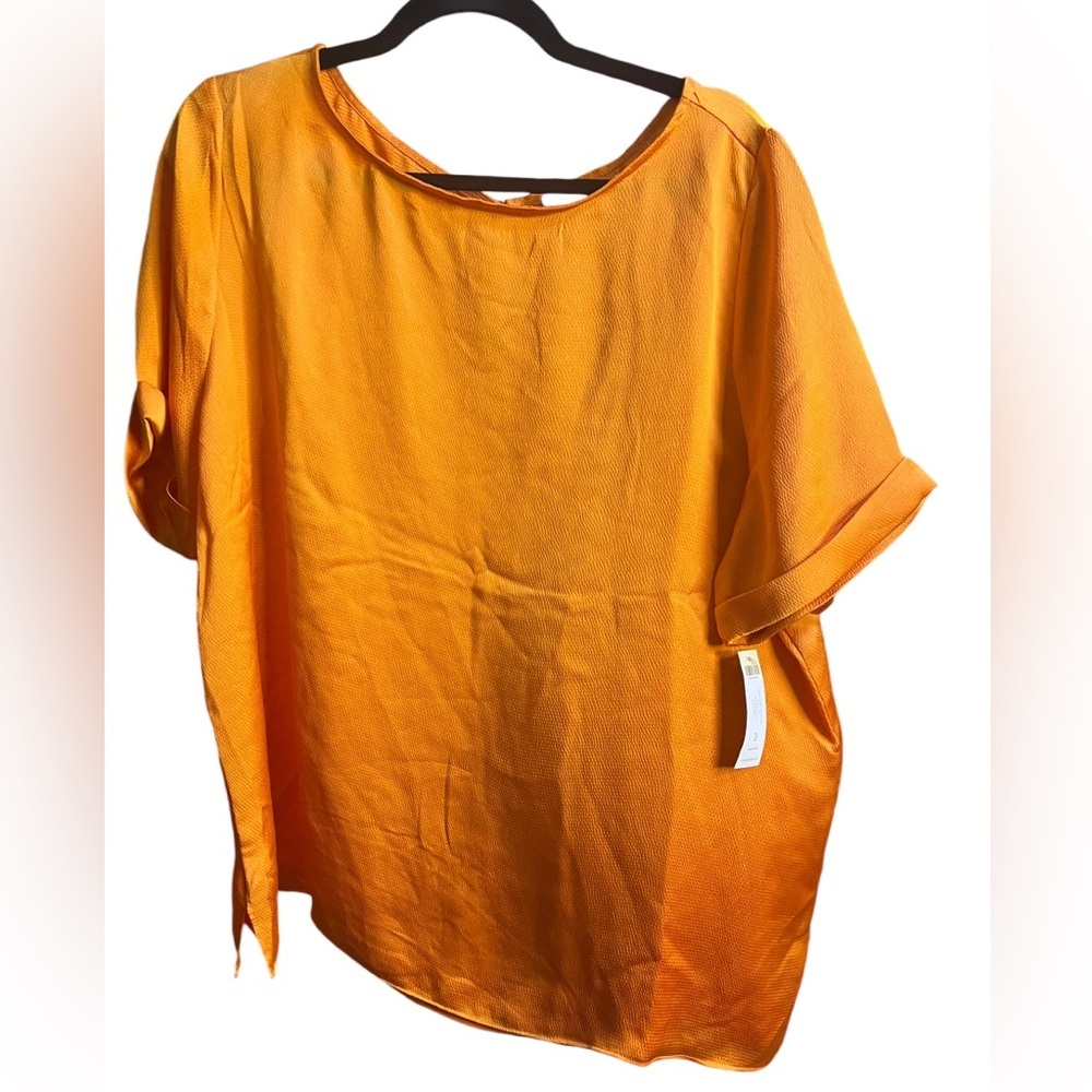 Chico’s Hammered Satin Tee in Orange. NWT. Size 3 (X-Large) - Picture 5 of 7